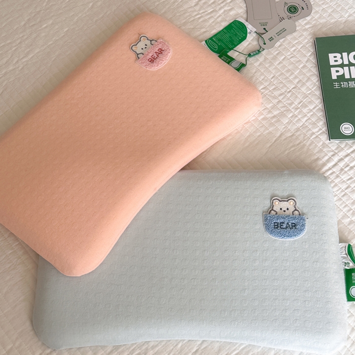 91家纺网 家纺一手货源 找家纺 伟邦枕芯 2025新款淘气熊生物机儿童枕头枕芯 粉色低枕27*42cm一只