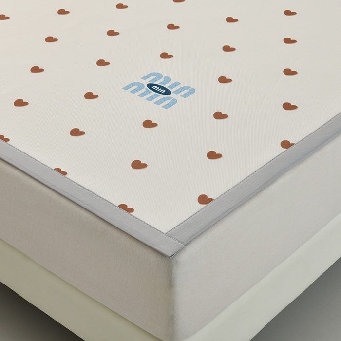 91家纺网 家纺一手货源 找家纺 简一 2025新款A类碳光印花数码冰丝凉席系列-床单款 满心欢喜