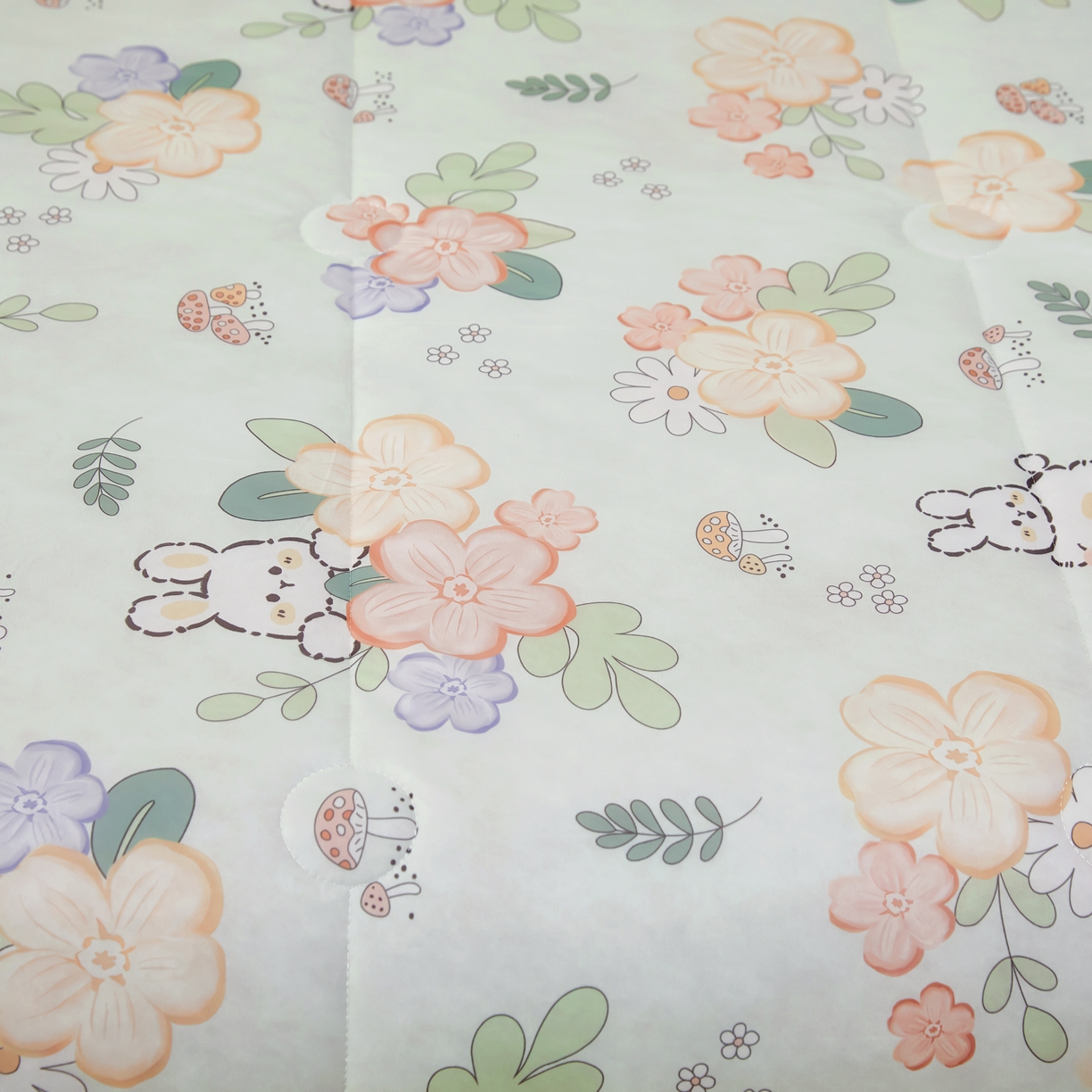 91家纺网 家纺一手货源 找家纺 柏薇 2025新款冰激凌凉感丝印花夏凉被 开心兔子