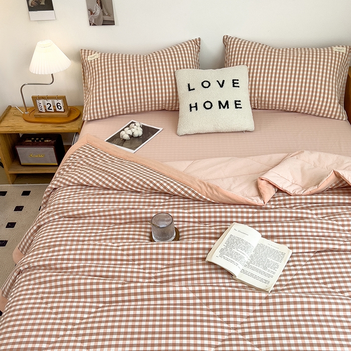 91家纺网 家纺一手货源 找家纺 宝士康家纺 2025新款10A抗菌无印风夏被四件套 玉小格