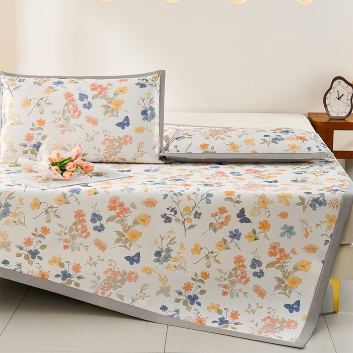 91家纺网 家纺一手货源 找家纺 简一 2025新款A类碳光印花数码冰丝凉席系列-床单款 秋日细雨