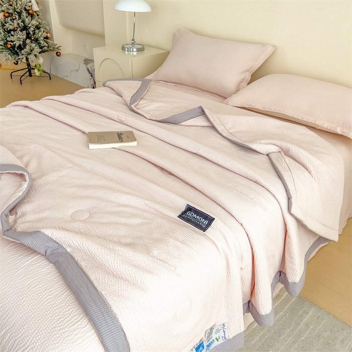 91家纺网 家纺一手货源 找家纺 宝士康家纺 2025新款10A抗菌泡泡棉大豆夏被 被子被芯 卡其