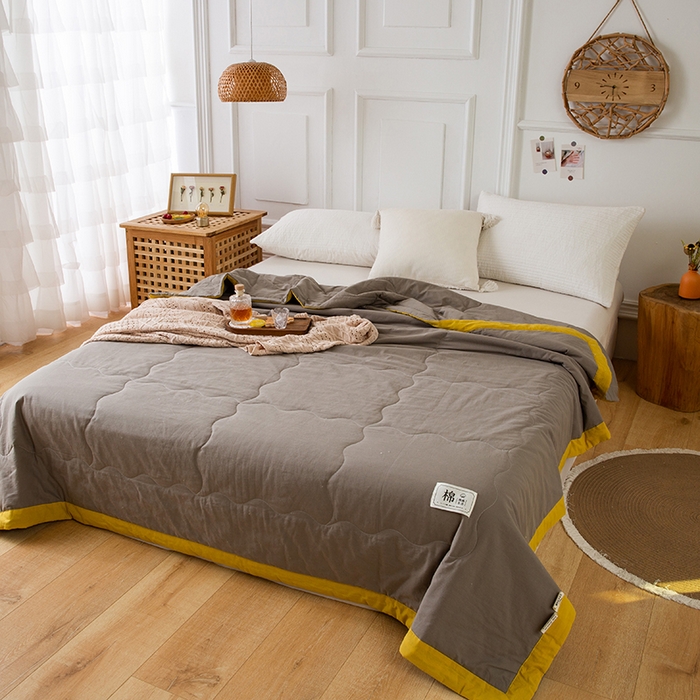 91家纺网 家纺一手货源 找家纺 天瑜 2024全棉夏被棉花芯纯色水洗棉夏凉被可水洗空调被 绅士灰-黄