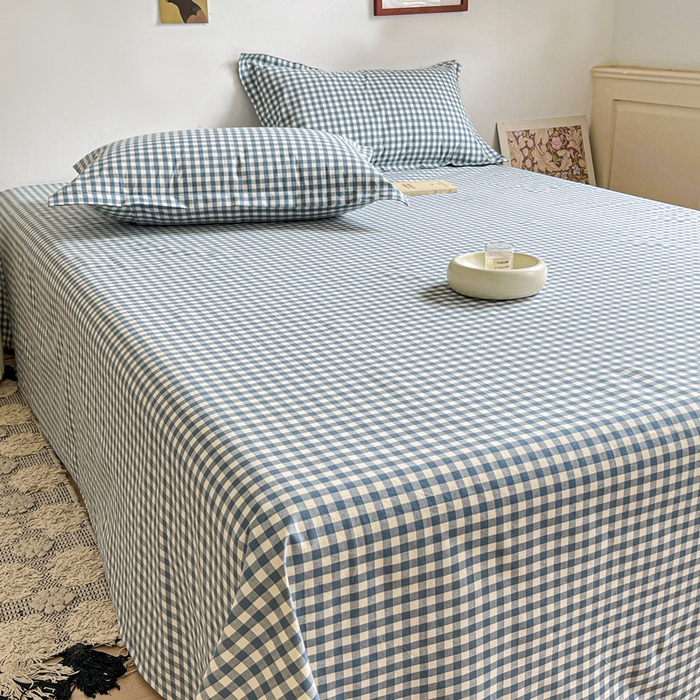 91家纺网 家纺一手货源 找家纺 久云居 2025新款亲肤舒适全棉色织防水床单 浅兰小格