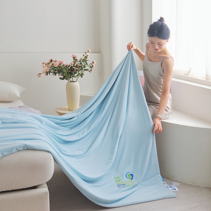 91家纺网 家纺一手货源 找家纺 梦恬佳 2025新款凉感驱蚊夏凉被 香草蓝