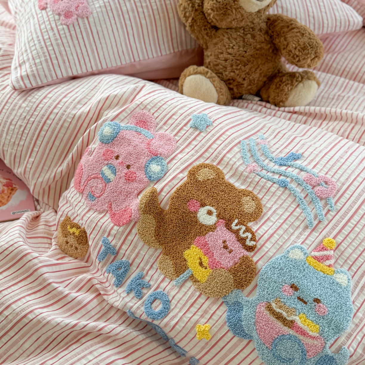 91家纺网 家纺一手货源 找家纺 柚子 2025春夏新款全棉纯棉提花毛巾绣四件套 章鱼丸子