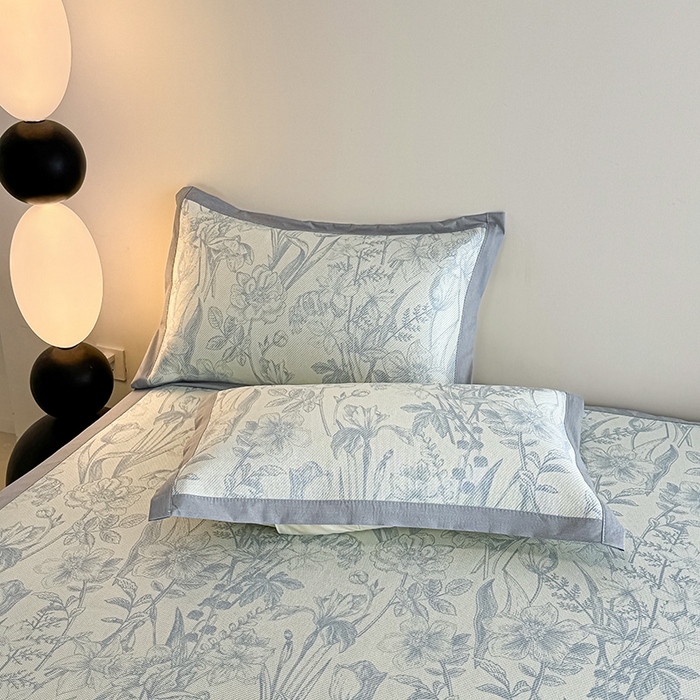 91家纺网 家纺一手货源 找家纺 格真2025新款简约印花冰藤席席子凉席 莫奈花园-灰