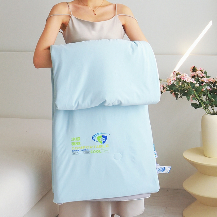 91家纺网 家纺一手货源 找家纺 梦恬佳 2025新款凉感驱蚊夏凉被 香草蓝