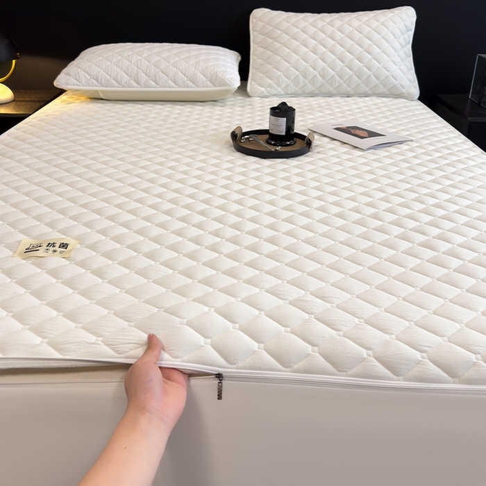 91家纺网 家纺一手货源 找家纺 叠派家纺 2025新款5A抗菌A类夹棉床笠经典款防水款系列 莹月白-小格子经典款