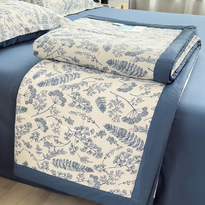 91家纺网 家纺一手货源 找家纺 宝士康家纺 2025新款10A抗菌双层纱印花夏被四件套 青花瓷