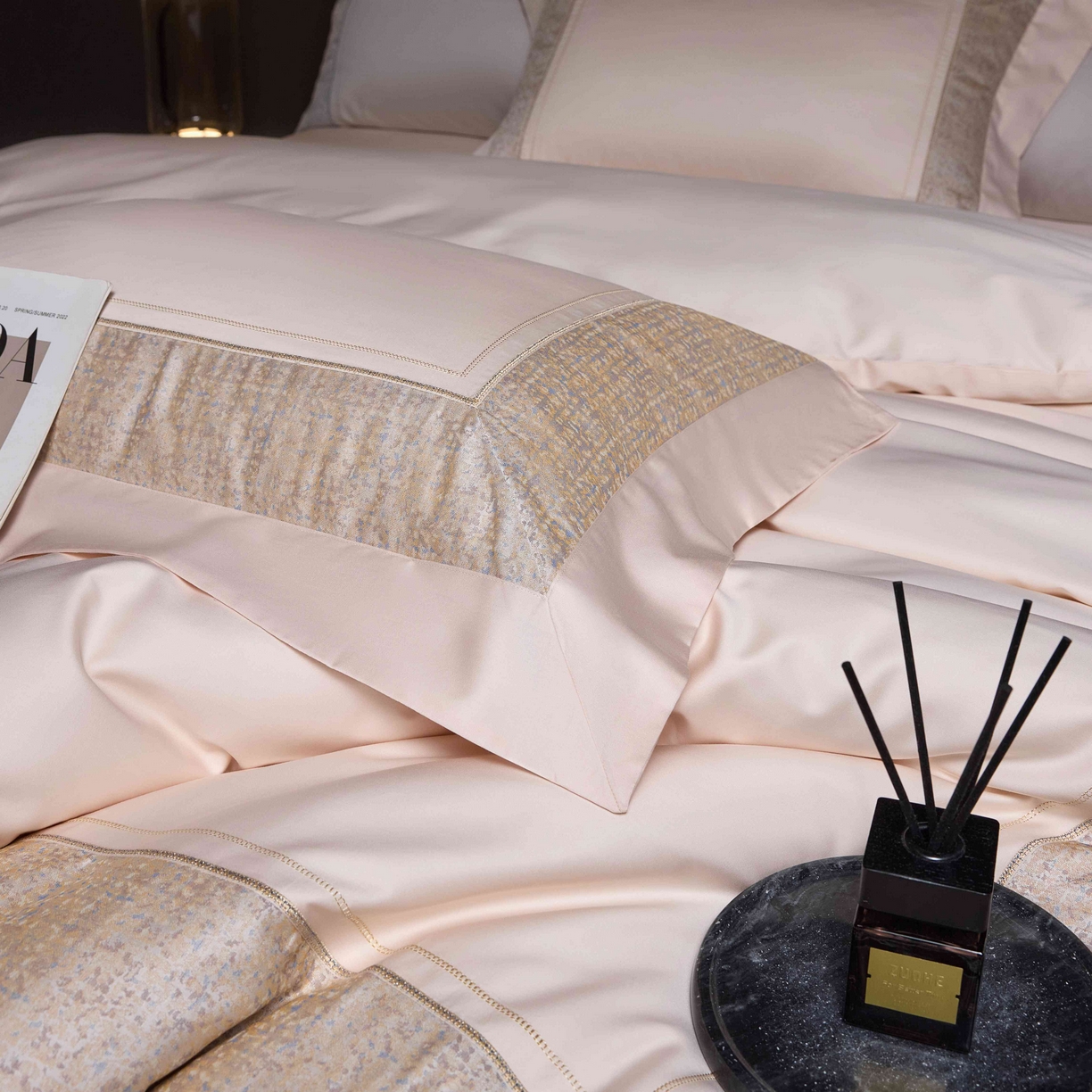 91家纺网 家纺一手货源 找家纺 榻尚家居 2025新款120支长绒棉纯棉贡缎色织提花四件套-香榭丽 香榭丽 香槟