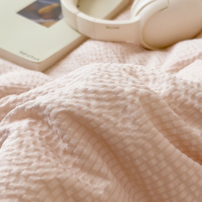 91家纺网 家纺一手货源 找家纺 宝士康家纺 2025新款加厚泡泡棉大豆冬被子被芯 拿铁慕斯