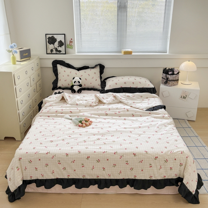 91家纺网 家纺一手货源 找家纺 （总）老K (原美阁） 2025新款法式黑边夏被四件套赫本风空调被四件套