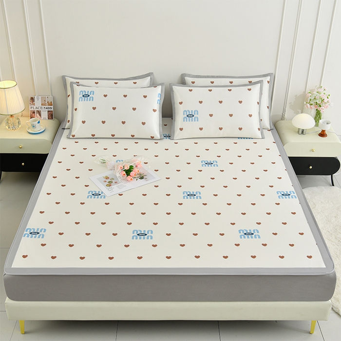 91家纺网 家纺一手货源 找家纺 简一 2025新款A类碳光印花数码冰丝凉席系列-床笠款 满心欢喜