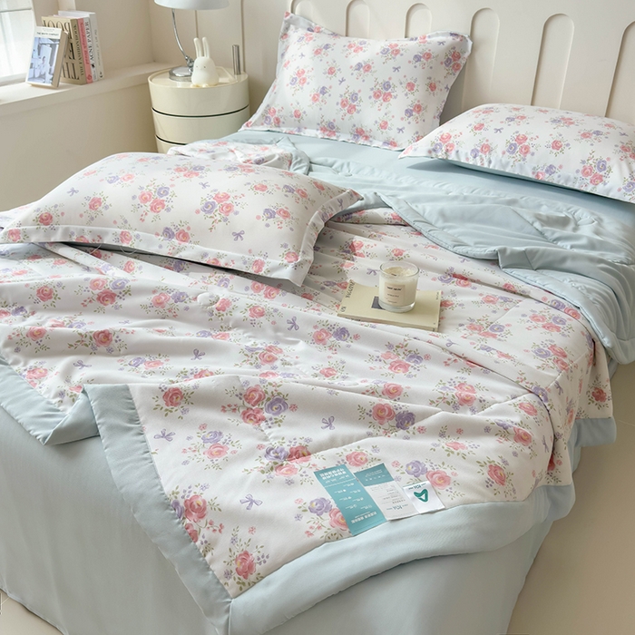 91家纺网 家纺一手货源 找家纺 宝士康家纺 2025新款10A抗菌针织夏被 花影阑珊