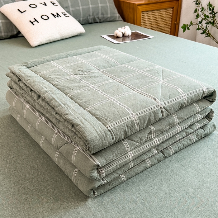 91家纺网 家纺一手货源 找家纺 宝士康家纺 2025新款10A抗菌无印风夏被 被子被芯 格韵绿