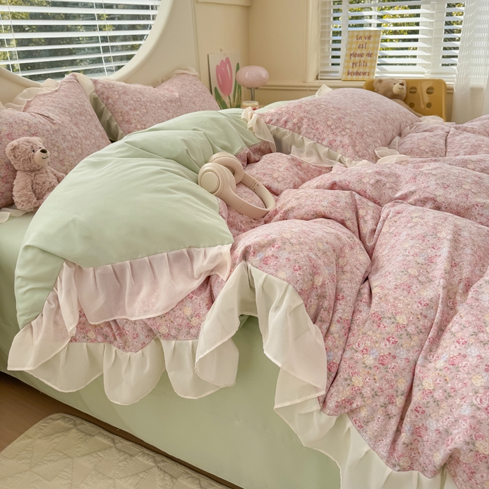 91家纺网 家纺一手货源 找家纺 苏拉家居 2025新款雪纺花边云感提花针织双层纱四件套 蔷薇花开