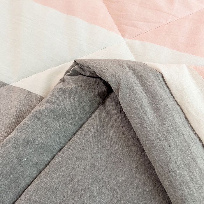 91家纺网 家纺一手货源 找家纺 宝士康家纺 2025新款10A抗菌无印风夏被 被子被芯 桃玉粉