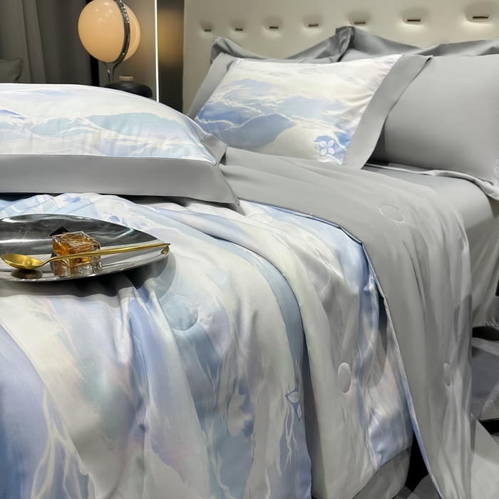 91家纺网 家纺一手货源 找家纺 2025年夏季热门冰丝数码印花单夏被夏凉被空调被 夏被-紫云蓝