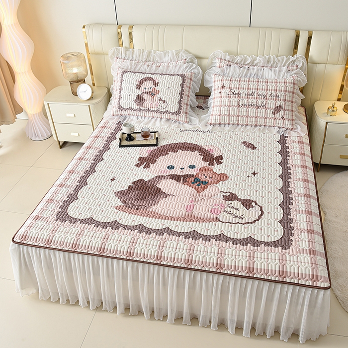 91家纺网 家纺一手货源 找家纺 （总）炫拼家纺 2025新款凉感丝印花床裙款乳胶凉席三件套