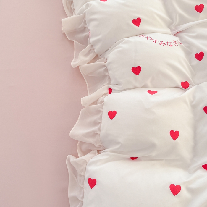 91家纺网 家纺一手货源 找家纺 苏拉家居 2025新款雪纺花边云感提花针织双层纱四件套 爱你哟