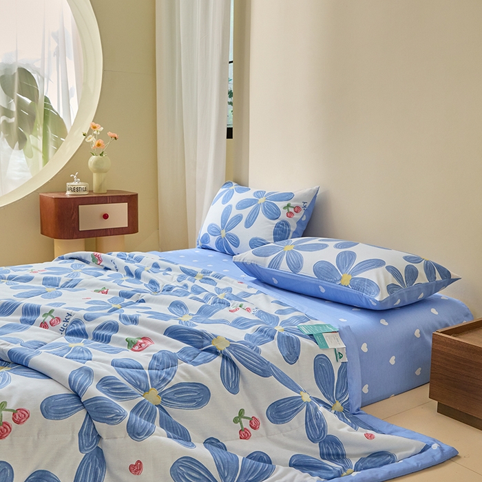 91家纺网 家纺一手货源 找家纺 宝士康家纺 2025新款10A抗菌全棉夏被四件套（床笠款） 小情调