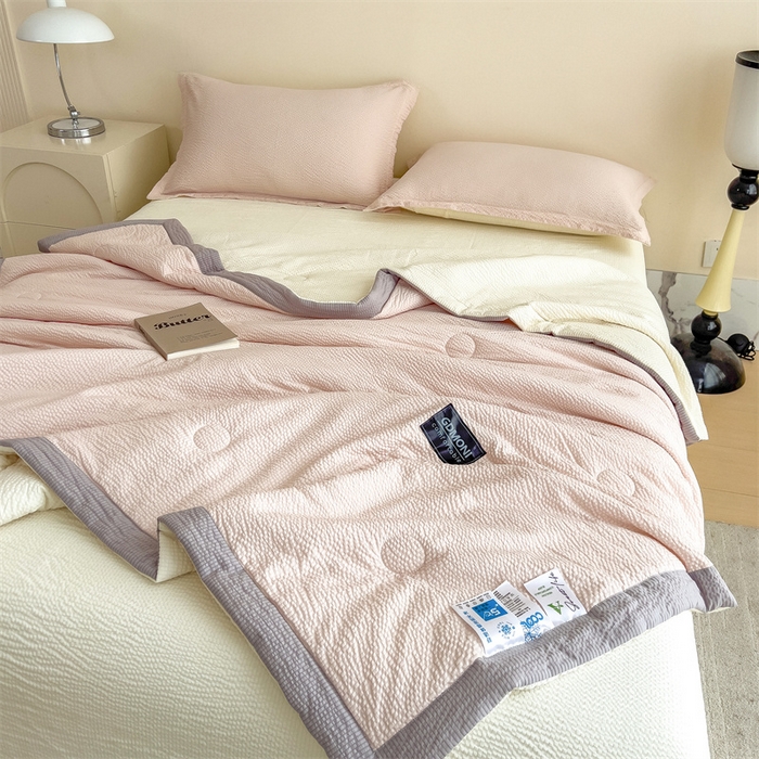 91家纺网 家纺一手货源 找家纺 宝士康家纺 2025新款10A抗菌泡泡棉大豆夏被 被子被芯 卡其+米黄