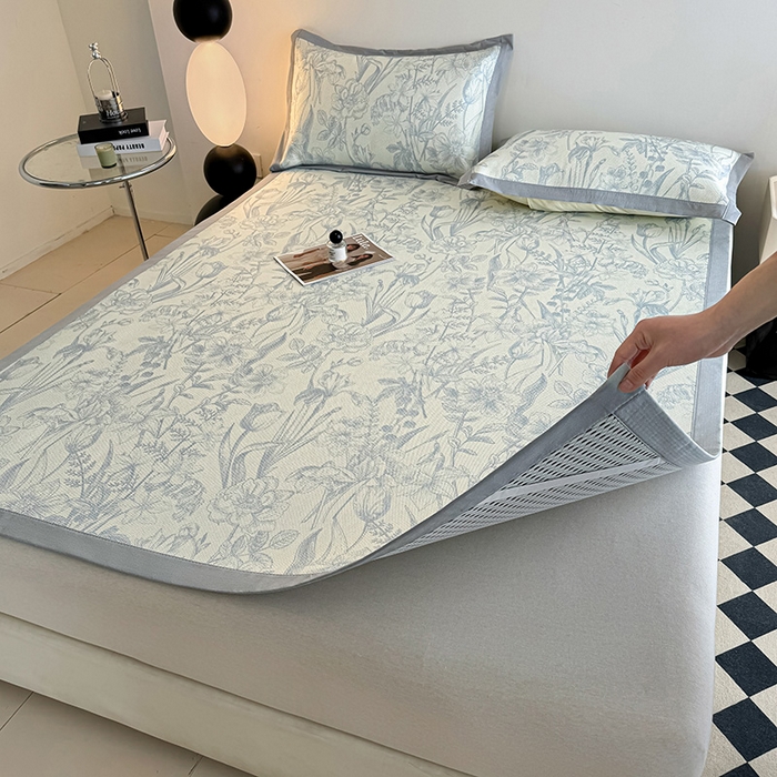 91家纺网 家纺一手货源 找家纺 格真2025新款简约印花冰藤席席子凉席 莫奈花园-灰