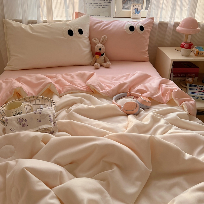 91家纺网 家纺一手货源 找家纺 慕尚家纺 2025新款大眼萌仔夏被 大眼萌 米白粉