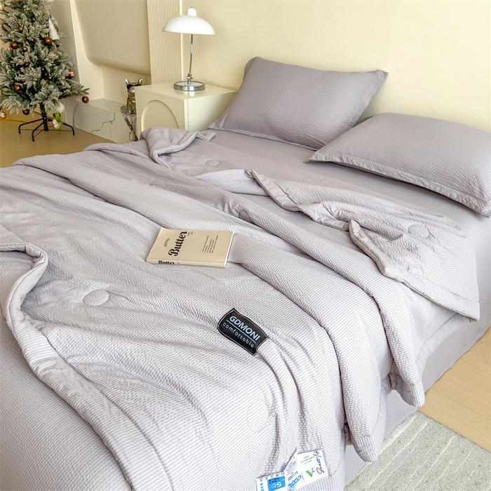 91家纺网 家纺一手货源 找家纺 宝士康家纺 2025新款10A抗菌泡泡棉大豆夏被 被子被芯 浅灰