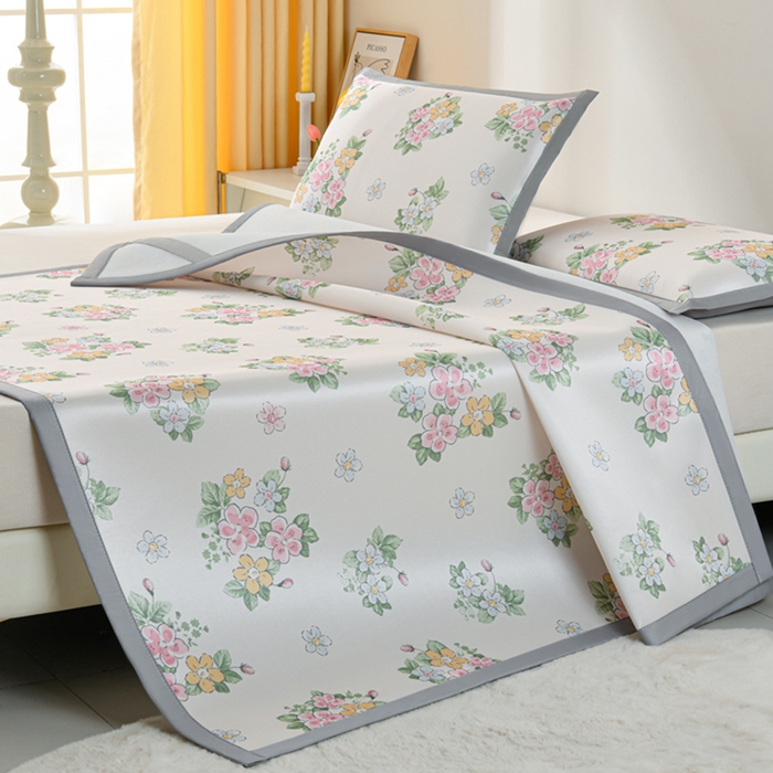 91家纺网 家纺一手货源 找家纺 简一 2025新款A类碳光印花数码冰丝凉席系列-床单款 满园春色