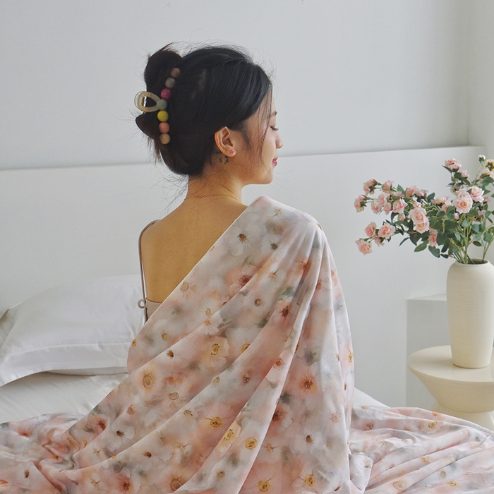 91家纺网 家纺一手货源 找家纺 梦恬佳 2025新款印花凉感丝夏凉被 星空玫瑰