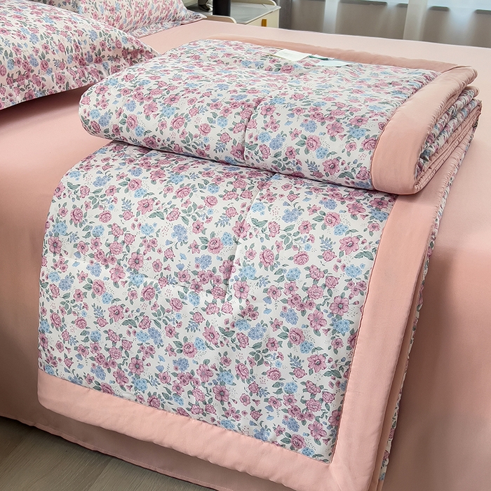 91家纺网 家纺一手货源 找家纺 宝士康家纺 2025新款10A抗菌双层纱印花夏被四件套 紫苑