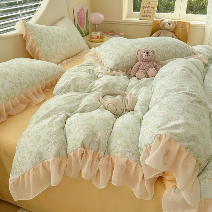 91家纺网 家纺一手货源 找家纺 苏拉家居 2025新款雪纺花边云感提花针织双层纱四件套 风铃草