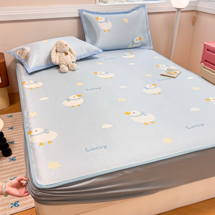 91家纺网 家纺一手货源 找家纺 慕尚家纺 2025新款数码印花床席床笠款冰藤席 床笠款-柯尔鸭