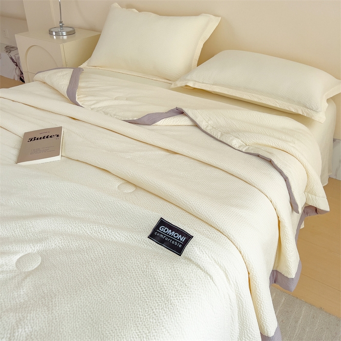 91家纺网 家纺一手货源 找家纺 宝士康家纺 2025新款10A抗菌泡泡棉大豆夏被 被子被芯 米黄