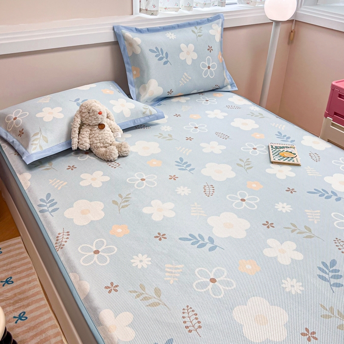 91家纺网 家纺一手货源 找家纺 慕尚家纺 2025新款数码印花床席床笠款冰藤席 床笠款-花朵蓝