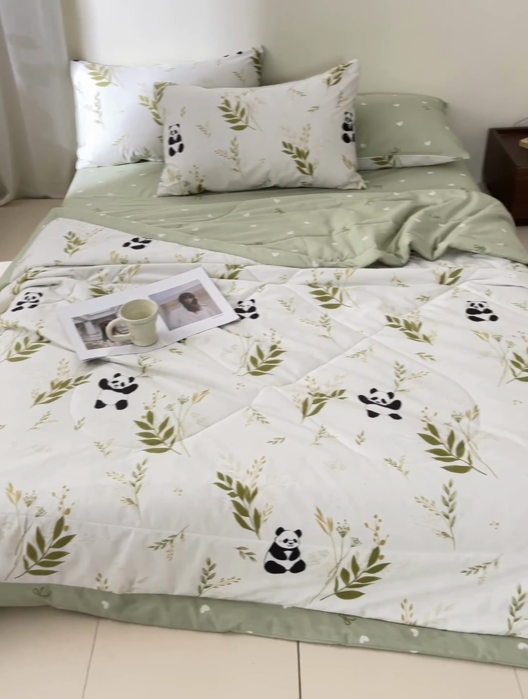 91家纺网 家纺一手货源 找家纺 宝士康家纺 2025新款10A抗菌全棉夏被四件套（床单款） 欢乐熊猫