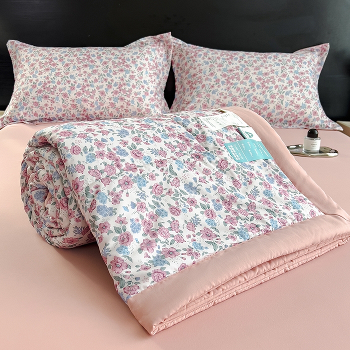 91家纺网 家纺一手货源 找家纺 宝士康家纺 2025新款10A抗菌双层纱印花夏被四件套 紫苑