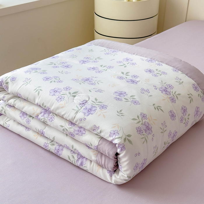 91家纺网 家纺一手货源 找家纺 宝士康家纺 2025新款10A抗菌针织夏被四件套 紫藤花开