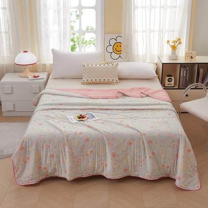 91家纺网 家纺一手货源 找家纺 （总）柏薇 2025新款冰激凌凉感丝印花夏凉被