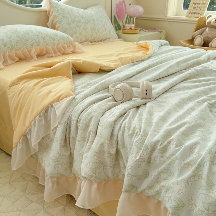 91家纺网 家纺一手货源 找家纺 苏拉家居 2025新款雪纺花边云感提花针织双层纱四件套 风铃草