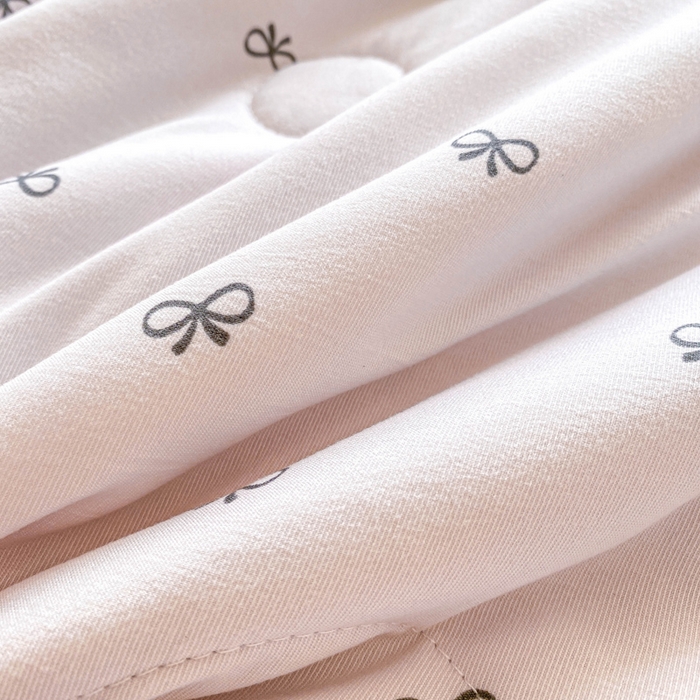 91家纺网 家纺一手货源 找家纺 2025新款直播热款A类针织棉双层纱床盖款夏被四件套 米娅