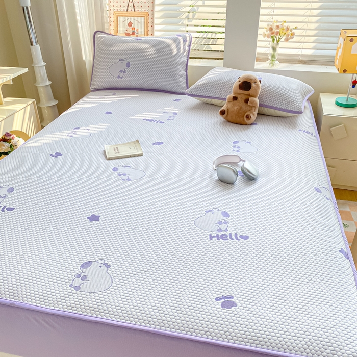 91家纺网 家纺一手货源 找家纺 春寻家纺 2025新款冰豆豆冰丝凉席-卡皮巴拉系列 床笠款-卡皮巴拉-紫