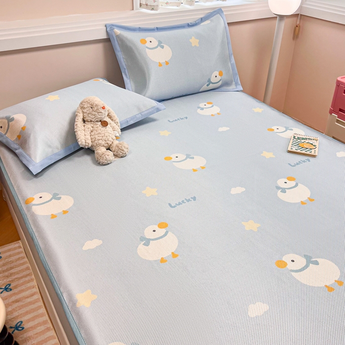 91家纺网 家纺一手货源 找家纺 慕尚家纺 2025新款数码印花床席床笠款冰藤席 床笠款-柯尔鸭