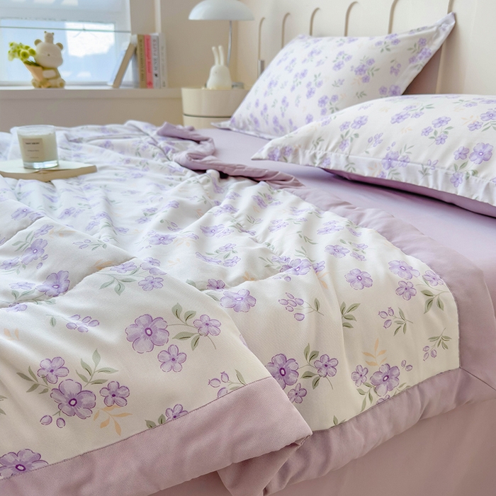 91家纺网 家纺一手货源 找家纺 宝士康家纺 2025新款10A抗菌针织夏被 紫藤花开