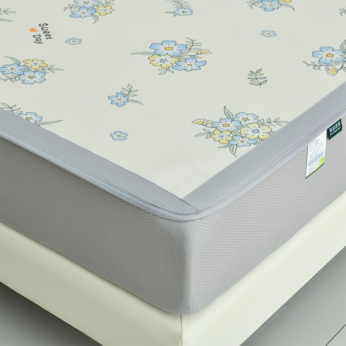 91家纺网 家纺一手货源 找家纺 简一 2025新款A类碳光印花数码冰丝凉席系列-床笠款 觅境花园