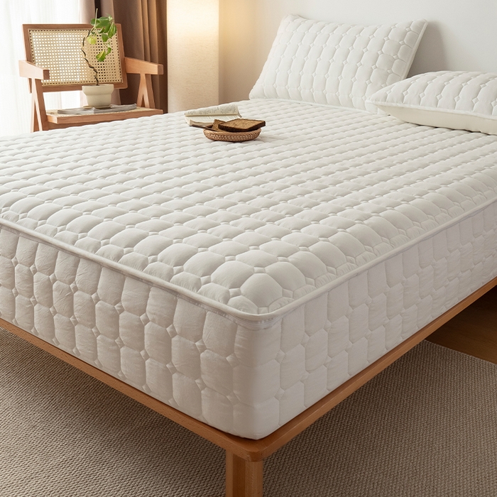 91家纺网 家纺一手货源 找家纺 叠派家纺 2025新款5A抗菌A类夹棉床笠经典款防水款系列 五面夹棉-经典格荧月白