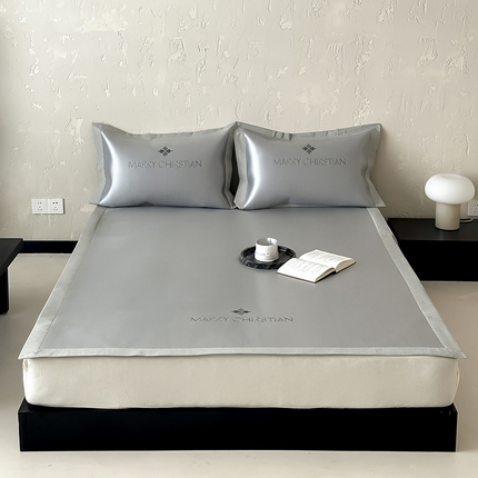 91家纺网 家纺一手货源 找家纺 （总）三味舒屋 2025新款凉感抗菌防螨印花冰丝养生席玛丽刺绣系列