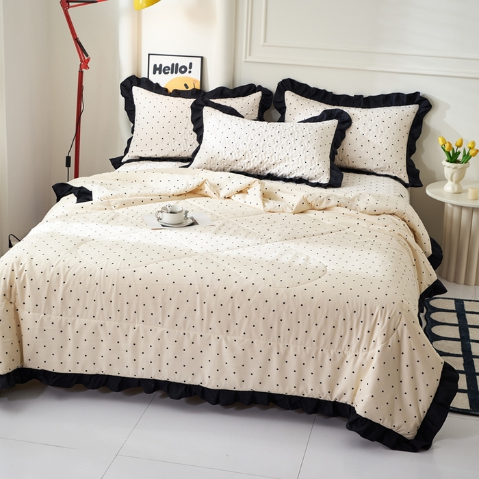 91家纺网 家纺一手货源 找家纺 蝶帕家纺 2025新款法式赫本风韩版花边床盖款夏被四件套 点点爱